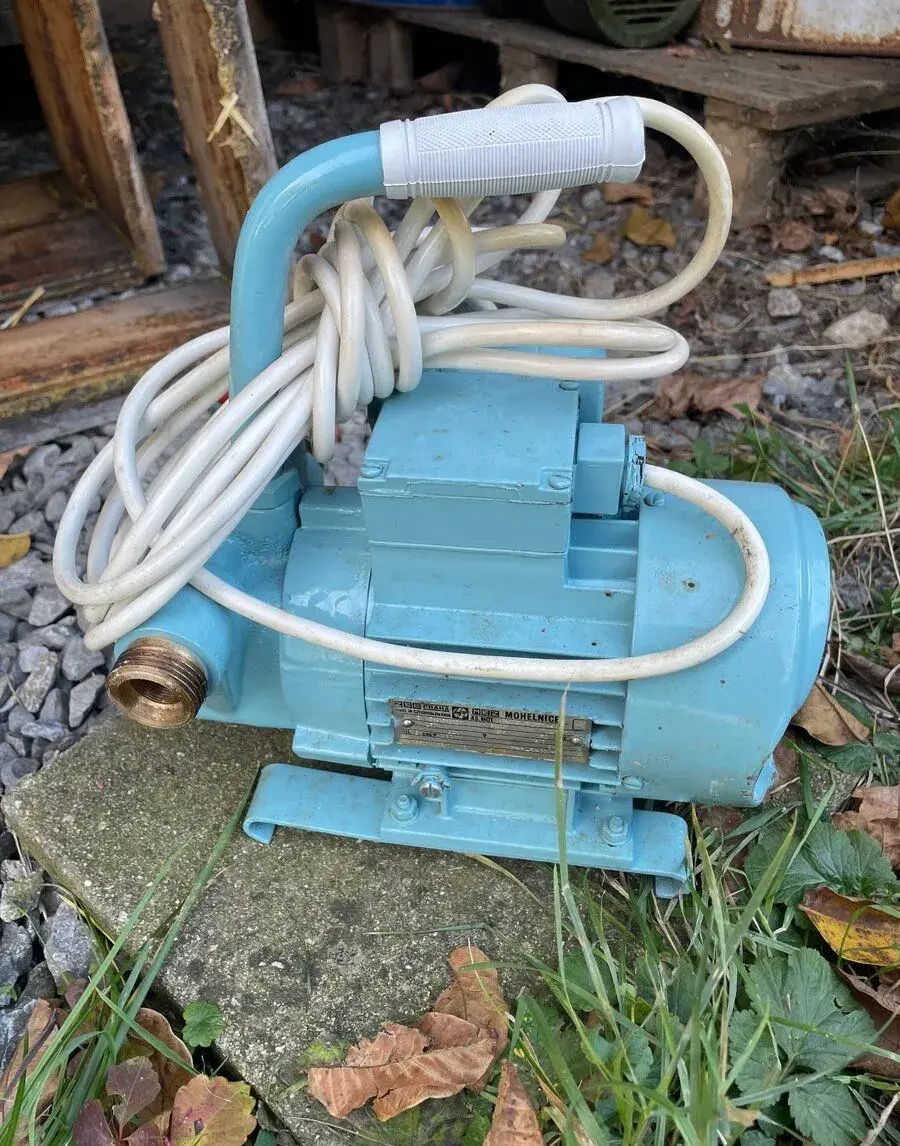 El. motor 250w asynchronní