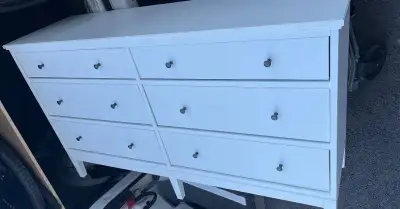 Ikea Idanas velká komoda podobné Hemnes