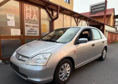 Honda Civic – 2002, 165 000 km