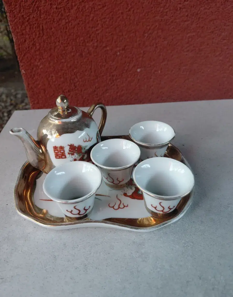 Retro čínský porcelánový mini set na saké / čaj s táckem
