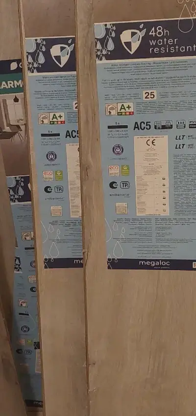 Laminátová podlaha 8.0 Atlantský dub