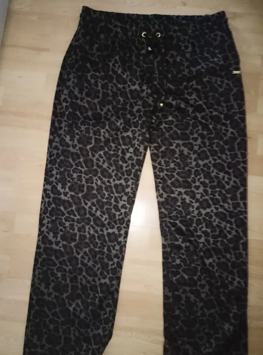 Nové pružně kalhoty vel XL