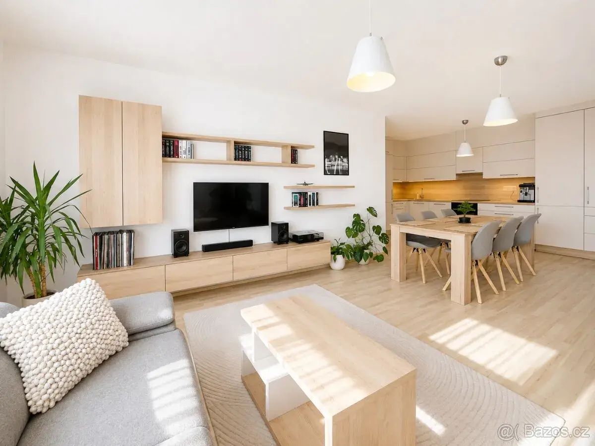 3+kk |garážové stání, sklep|terasa, balkon|Nové Ohrazenice