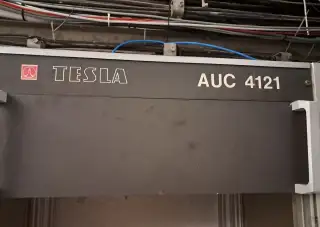 Stojan od zesilovače auj 4121