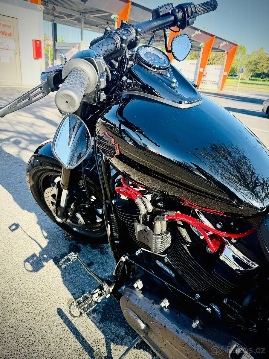 HARLEY-DAVIDSON FAT BOB 114