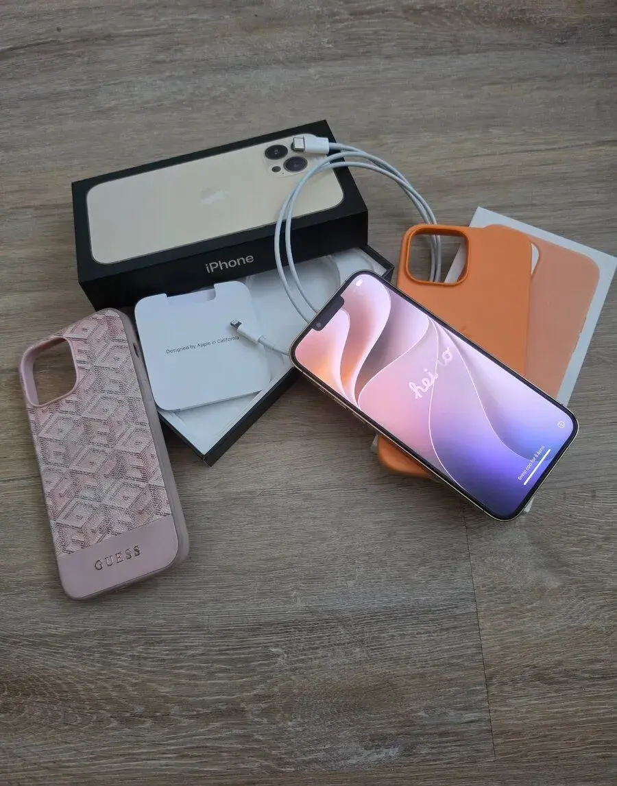 iPhone 13 Pro Max 256 GB – Gold (Zlatý) + originální balení