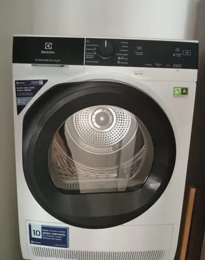 Sušičku prádla Electrolux 700 DelicateCare, 9 kg