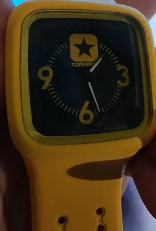 Converse hodinky