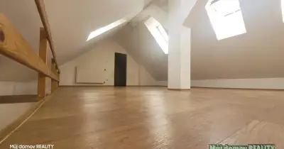 Pronájem mezonetového bytu 3+kk (85 m) Praha 16 - Radotín, u
