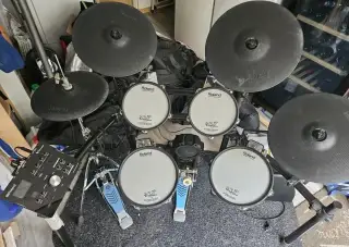 Roland td 25