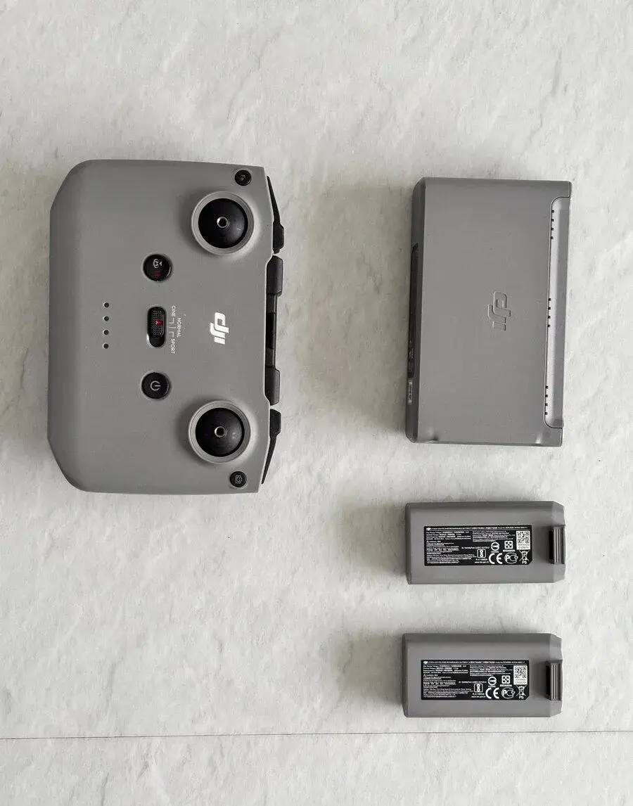 DJI Mini 2/4K 2 baterie + hub, ovladač RC-N1