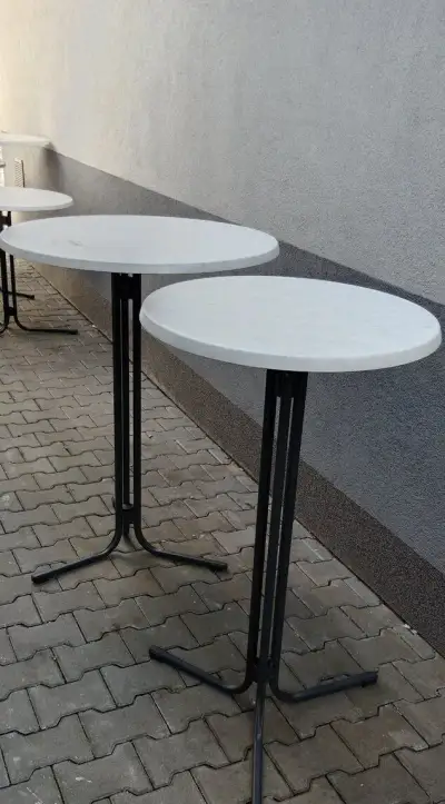 Barové stoly s podnoží venkovní nebo vnitřní