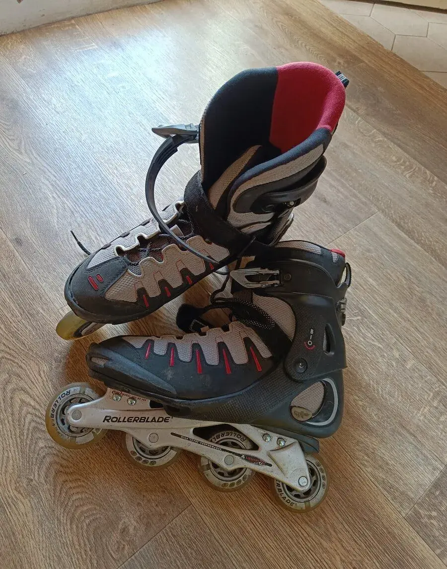 Inline brusle Rollerblade vel 43