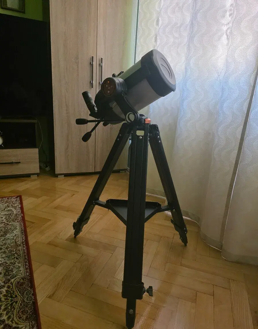 Teleskop Celestron StarSense Explorer DX 6" SCT
