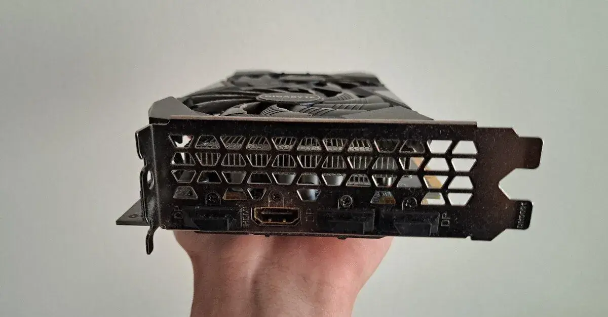 Grafická karta GTX 1660