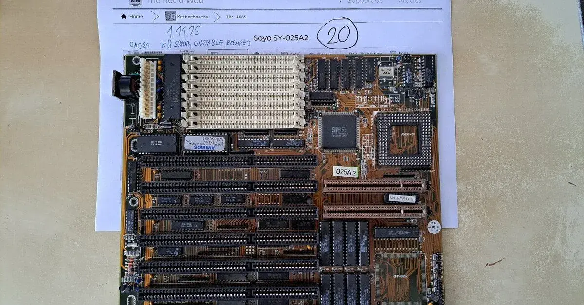 486 VLB Motherboard Soyo SY-025A2 - nestabilní, KB Error