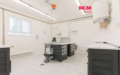 Pronájem obchod a služby, 73 m², Karlovy Vary, ul. Sopečná
