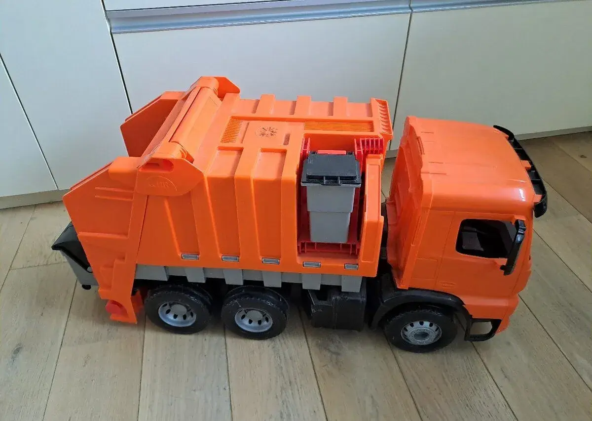 Mercedes popelářské auto Lena