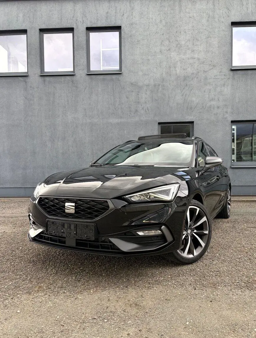 Seat Leon – 2023, 158 700 km