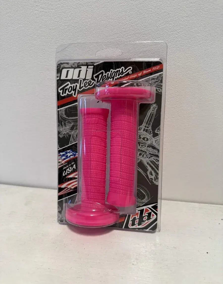 Gripy Troy Lee Design růžové