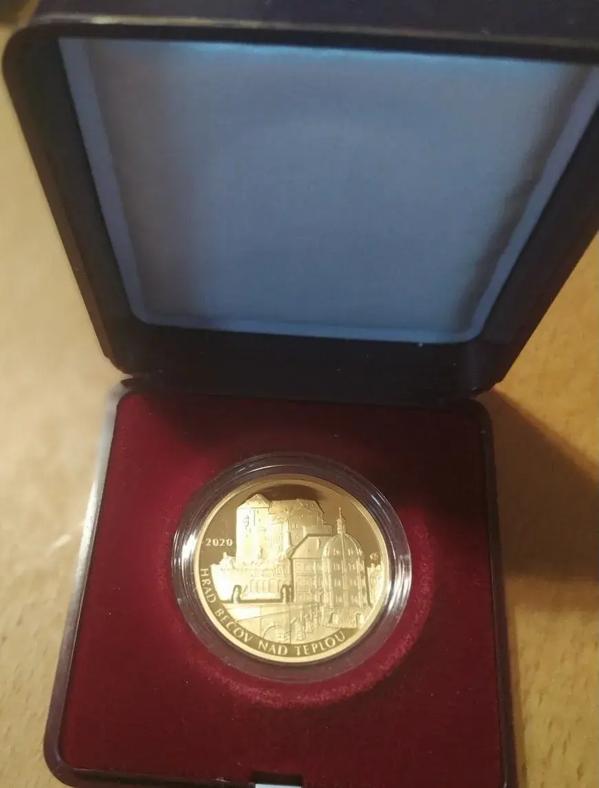 Zlatá mince ČNB hrad Bečov nad Teplou proof