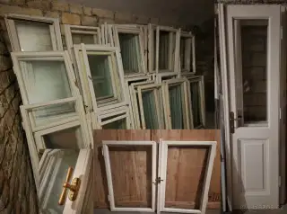 🪟 Dřevěná OKNA 100ks a DVEŘE 🚪