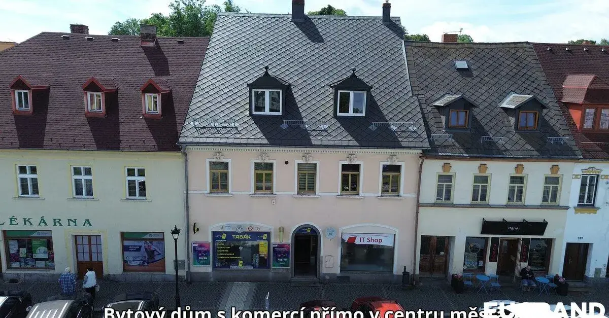 Prodej bytového domu s komerčním prostorem, Náměstí Míru, Šl