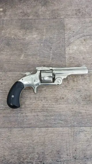 Hist. Revolver Smith Wesson.32 z r. 1871