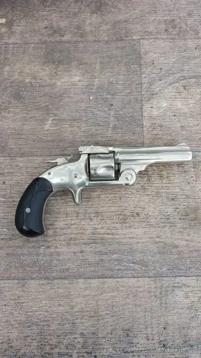 Hist. Revolver Smith Wesson.32 z r. 1871