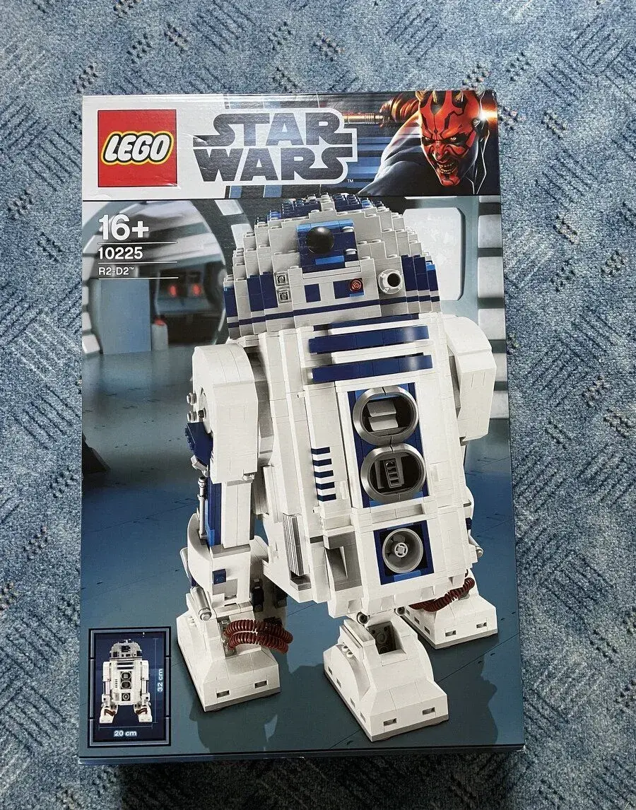 Lego star wars R2-D2 10225