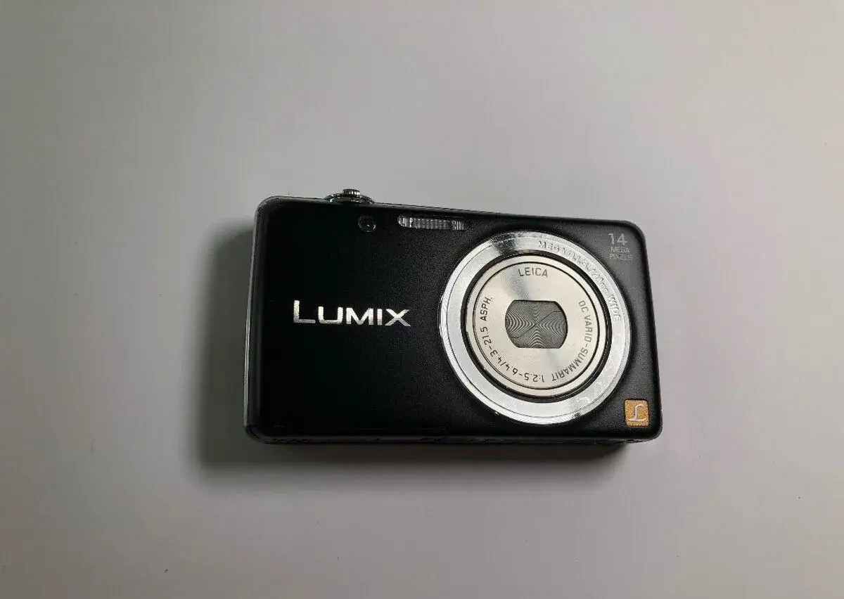 Panasonic Lumix DMC-FS40 černý