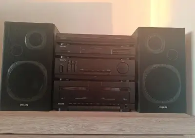 Hi-Fi Věž Philips