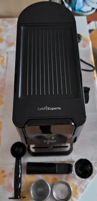 Pákový kávovar Beko
