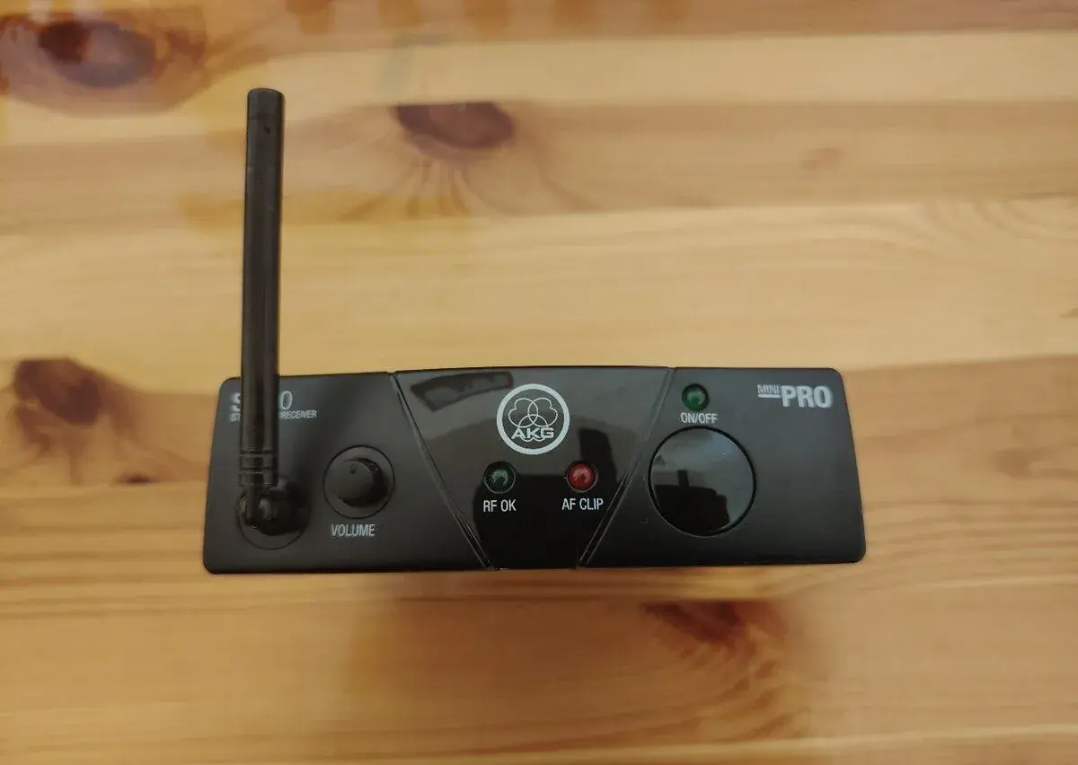 Bezdrátový set AKG WMS40 Mini Instrumental – stav, kompl