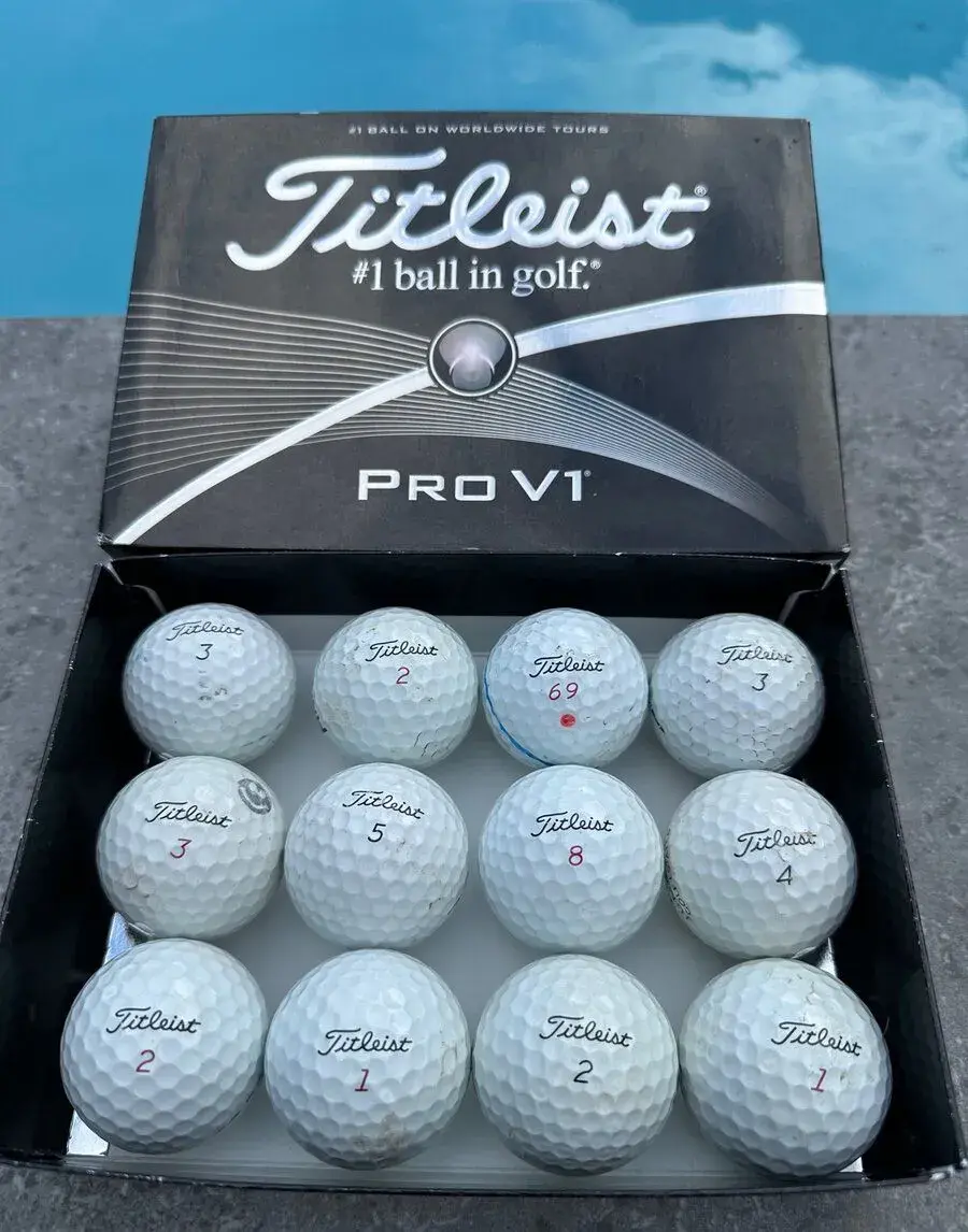 Hrané golfové míčky Titleist PRO V1, PRO V1x - “B”