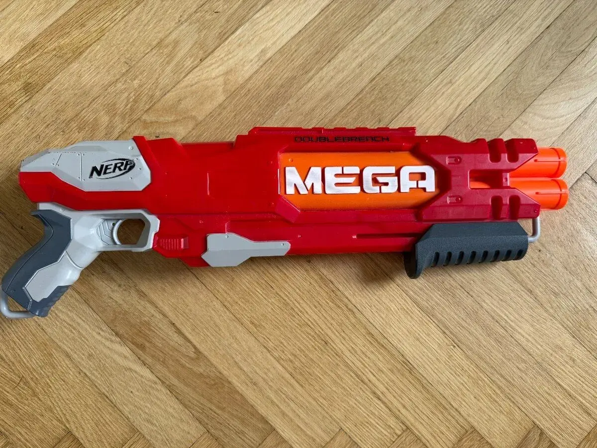 Hasbro Nerf Mega Doublebreach