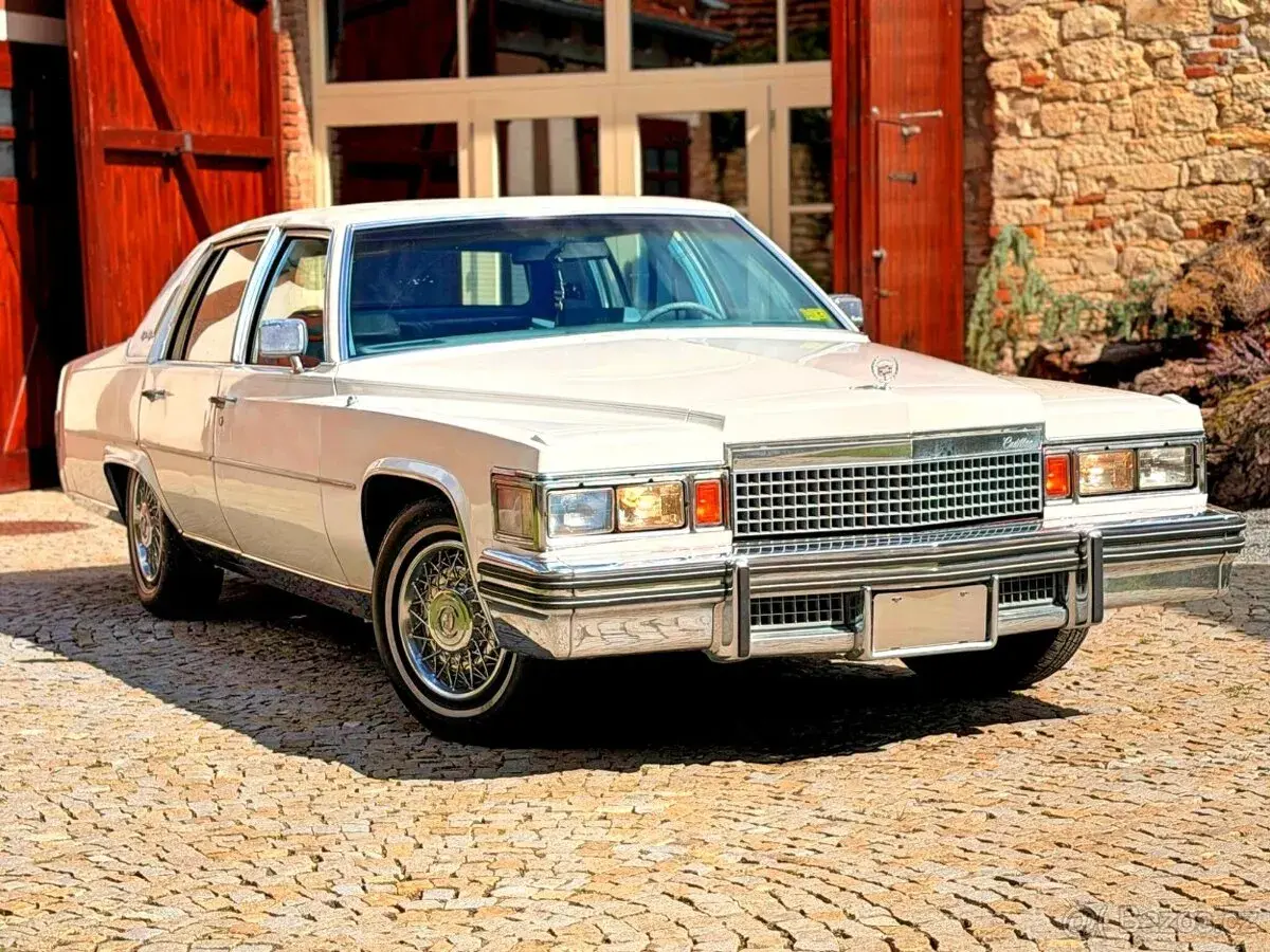 1979 Cadillac Fleetwood Brougham d’Elegance | 7.0 V8 🇺🇸