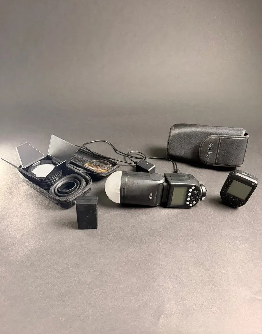 Godox V1S + XPro II-S + AK-R1 – komplet pro Sony