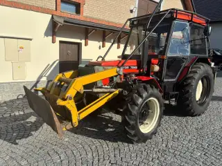 Zetor 7245 UKT s lesní nástavbou PTR Třeboň