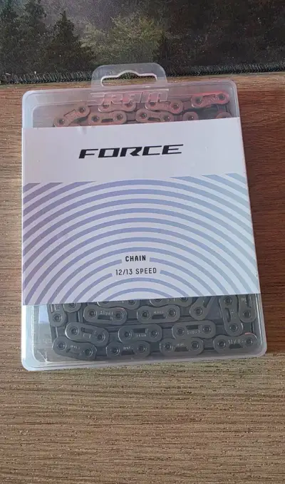Sram Force E1 Flattop 126 čl. stříbrný 12s / 13s