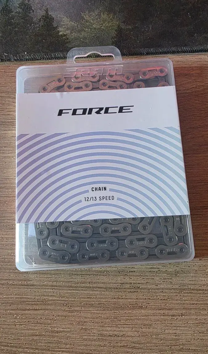 Sram Force E1 Flattop 126 čl. stříbrný 12s / 13s