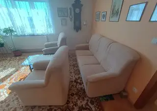 Pěkná sedací souprava