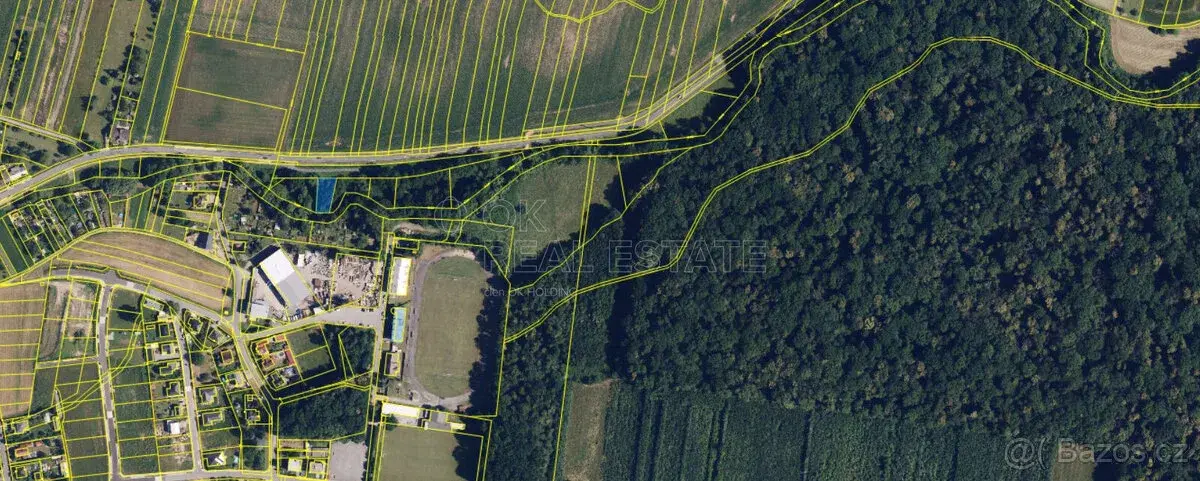 Pozemek o výměře 684 m2, obec Červenka, okr. Olomouc