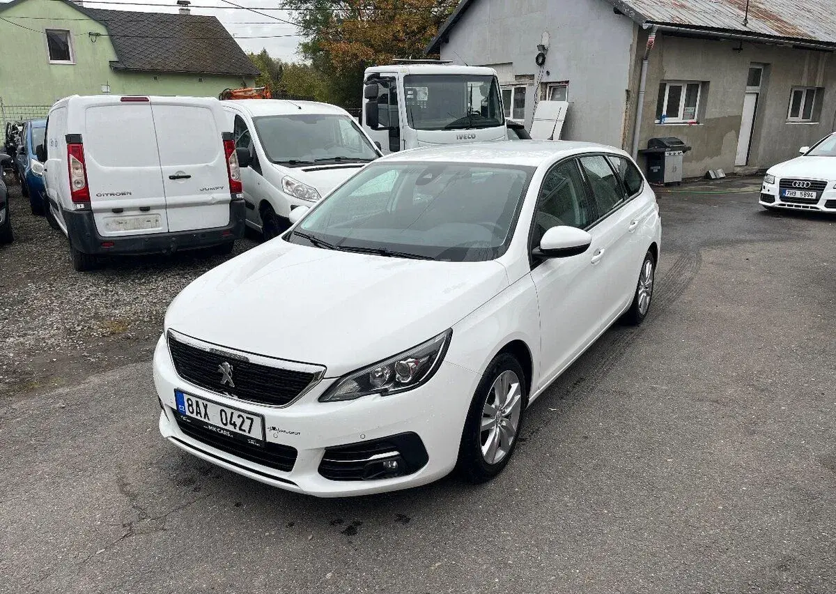 Peugeot 308 – 2018, 226 000 km