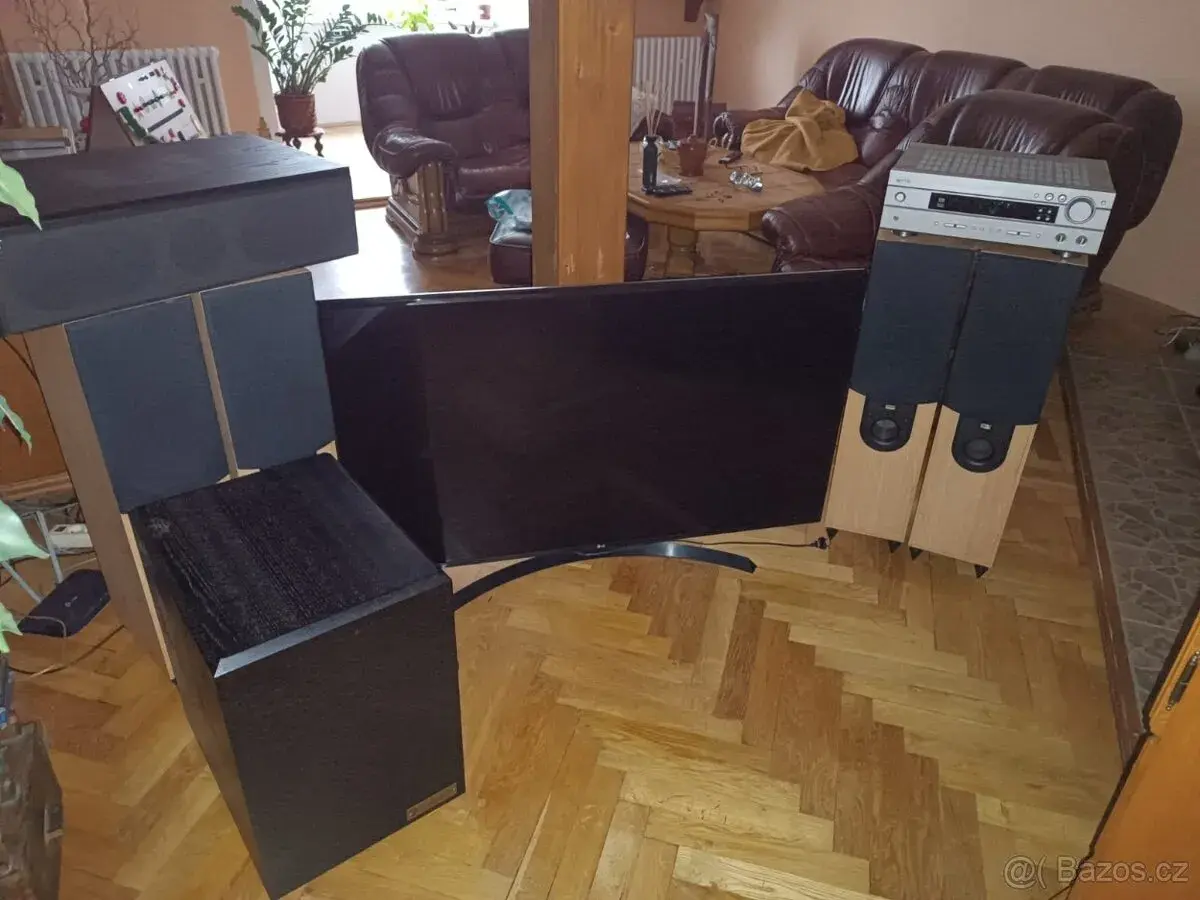 Domaci kino (reprosoustava) + LED TV LG