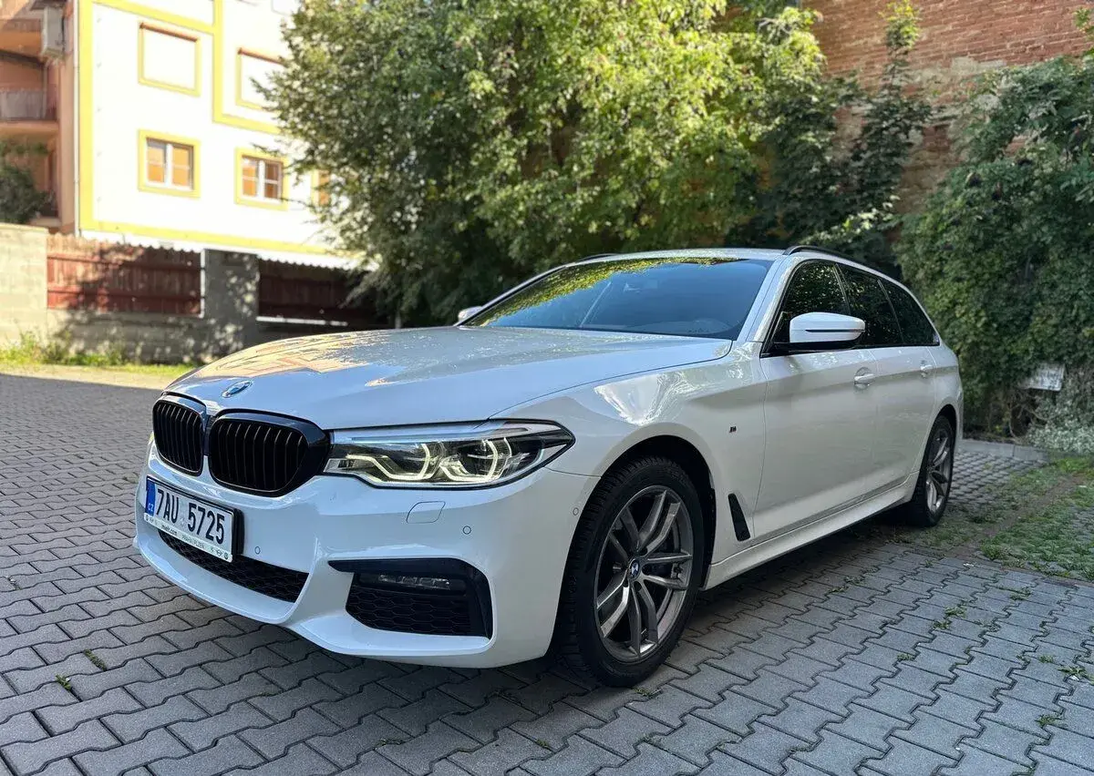 BMW 530i – 2019, 100 000 km