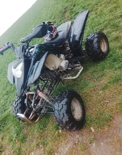 Čtyřkolka 250cc