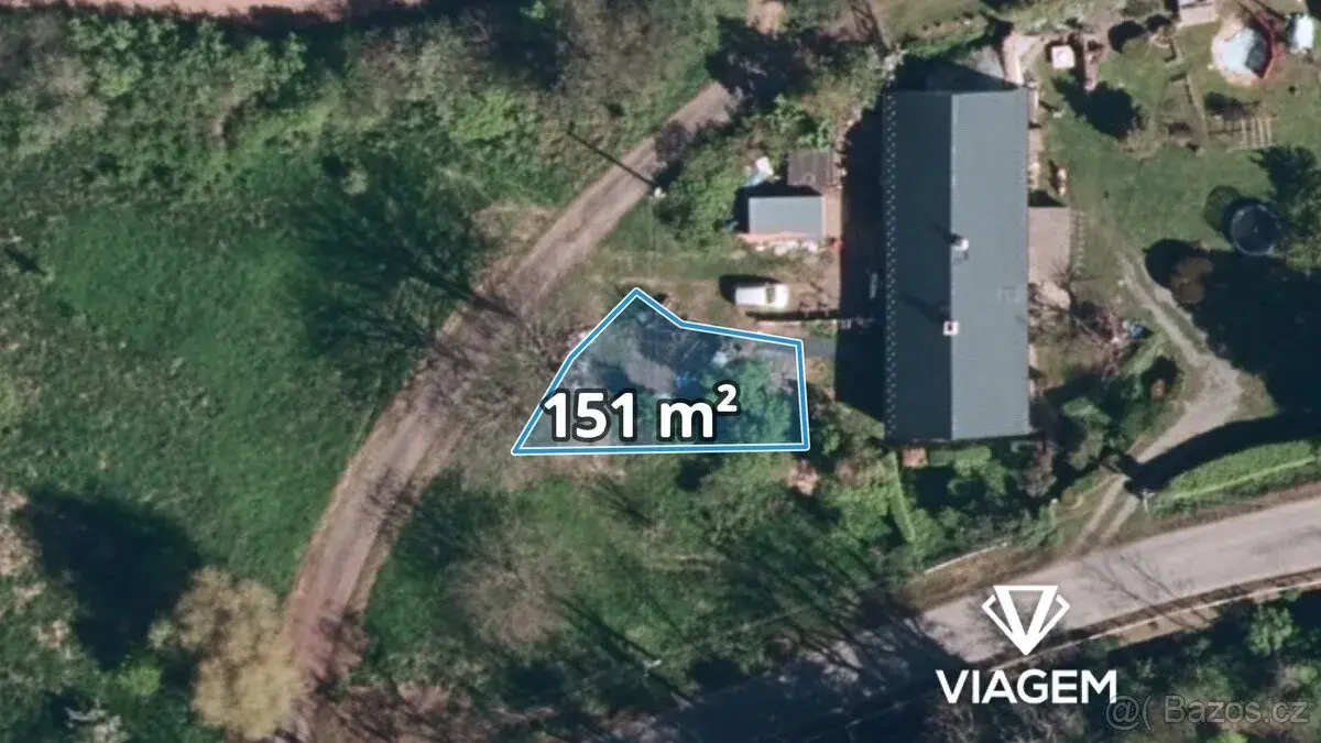 Nemovitost – pozemek 151 m²