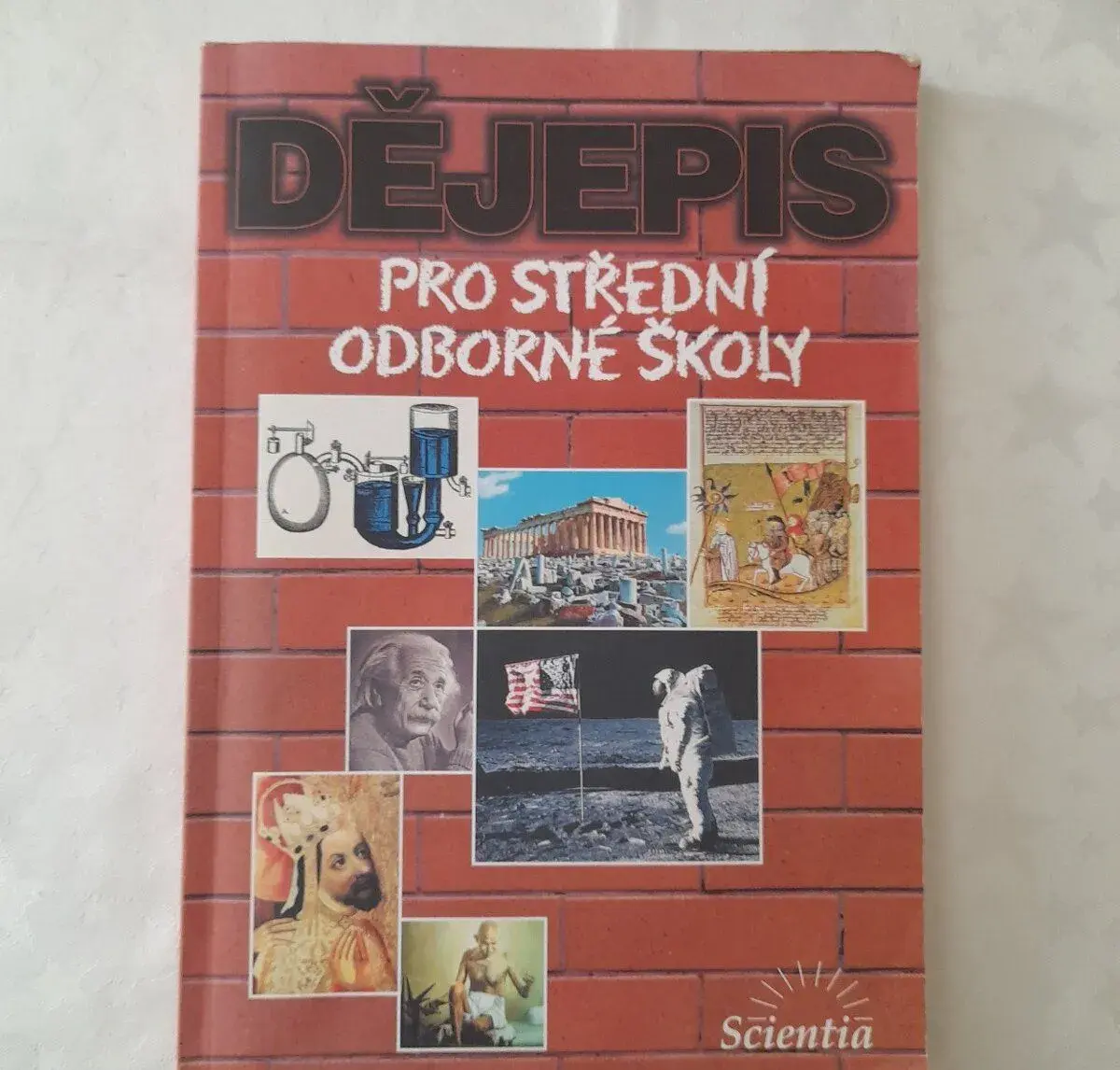 Učebnice dějepisu