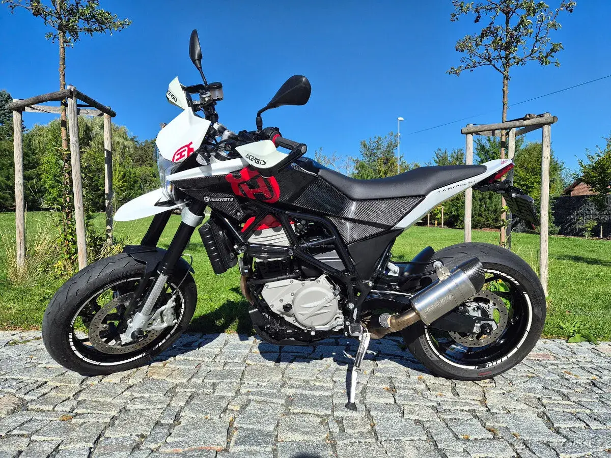 Husqvarna NUDA 900